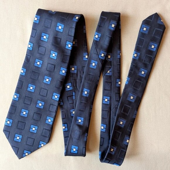 BOSS HUGO BOSS Dress Tie Silk Blue with Squares Geometric Textured Made in Italy - Picture 4 of 6